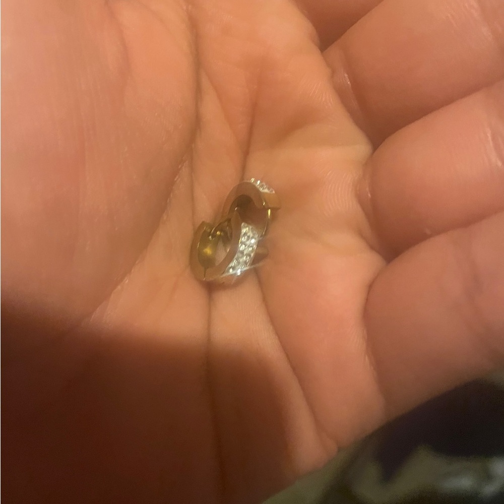 Hoop gold earrings